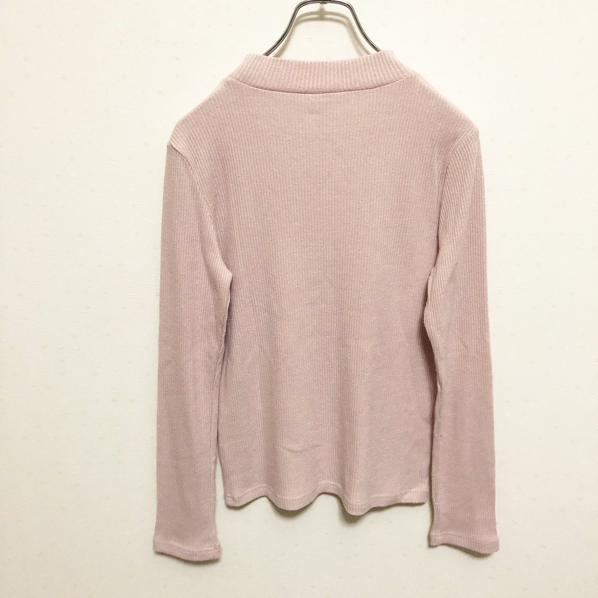 Oneloopclothing's tweet photo. 『★【AVAN LILY】ハイネック ニットトップス 美品 (¥2,400)』 フリマアプリ「メルカリ」で販売中♪ https://t.co/AK8kIG08T5

万能ニットソー！ https://t.co/tFII3leLv9