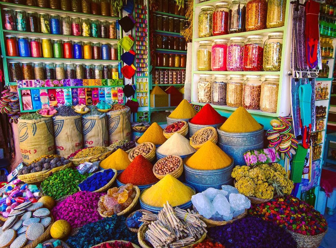 ExploreMorocco's tweet photo. colorful #moroccan spices https://t.co/Sn3baf9FAj