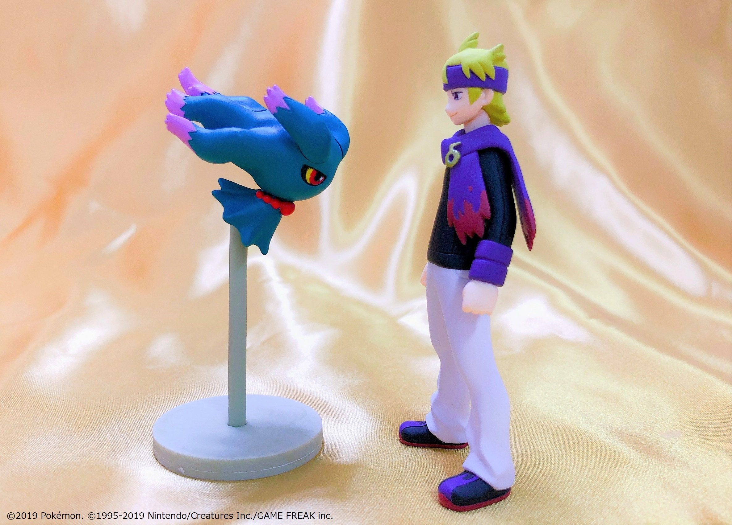 ポケモン食玩 公式 ポケモンキッズ スケールワールド ハロウィンなのでゴーストタイプの商品をご紹介 ポケモンスケールワールド ジョウト地方 では ジムリーダーのマツバとムウマを商品化 11月半ばに続報をお伝え予定 ハロウィン ポケモン