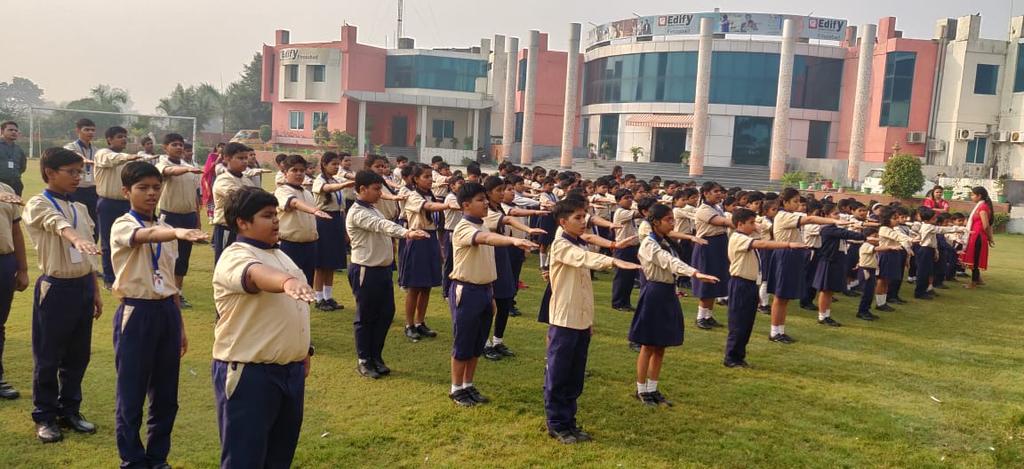 TulshanSachin's tweet image. Participated in #RunForUnity organized in Edify World School, Firozabad and took the #PledgeForUnity
