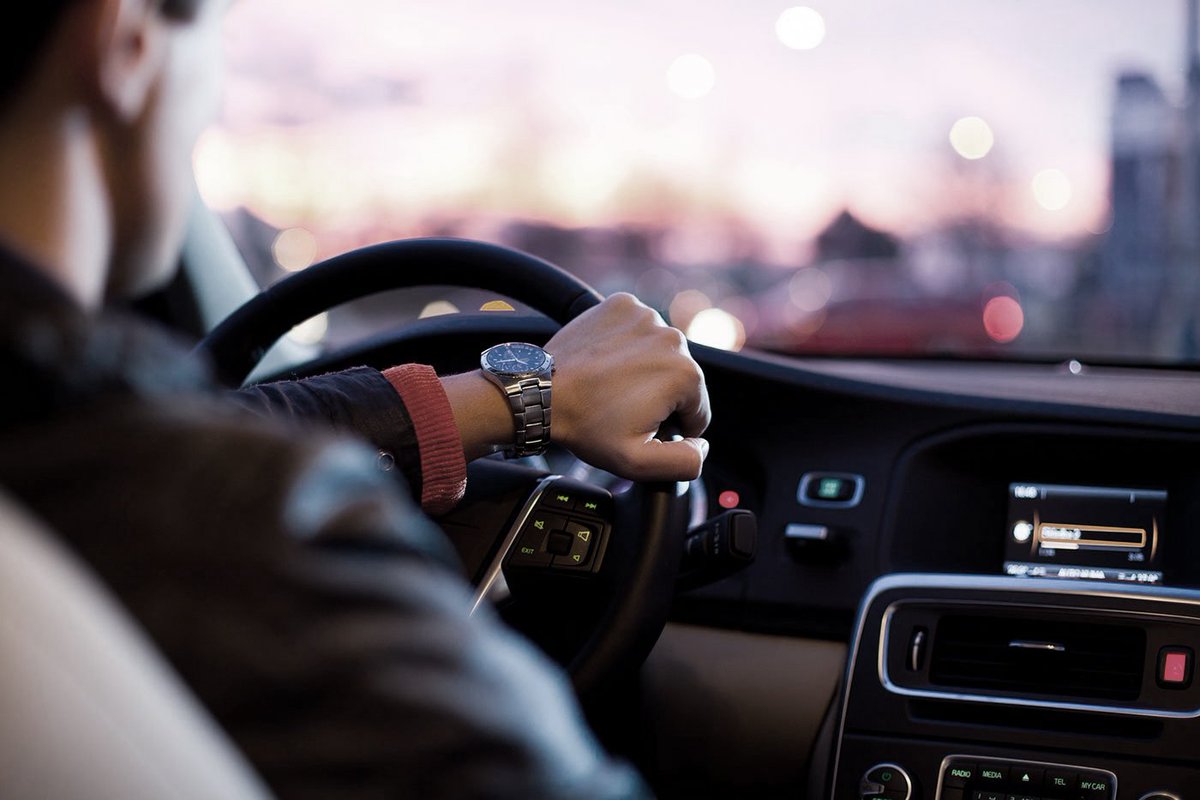 Fullcar_auto's tweet photo. @Fullcar_auto sera présent au salon #FleetEuropeSummit (Stand D4) les 6 et 7 novembre à Estoril afin de présenter la solution WeMooveCars®, premier réseau international de professionnels du #convoyage de véhicules. En savoir plus : https://t.co/xI4BiLXhPR
#automobile #logistique https://t.co/7qB8sSa3xf