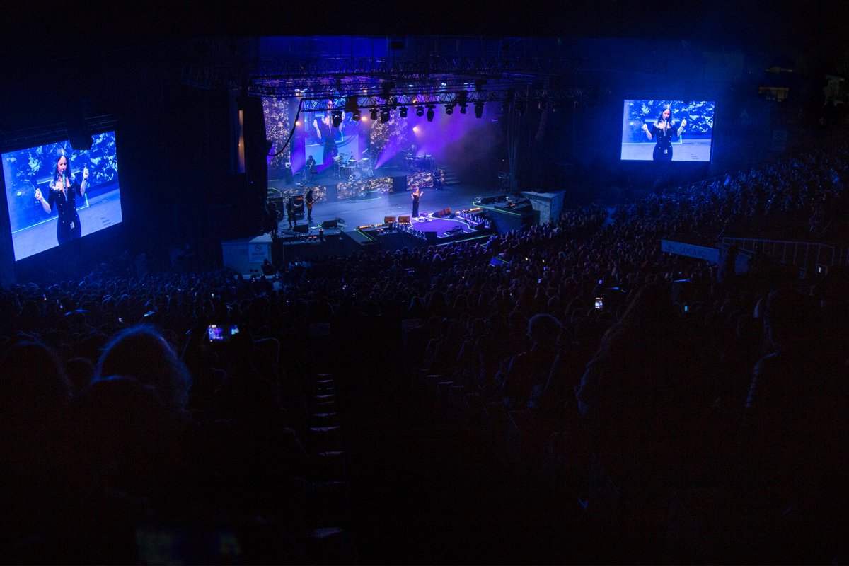SebnemFerahCom's tweet photo. Teşekkürler #Harbiye!🖤
27.10.2019
#ŞebnemFerah #ŞebnemFerahHarbiyede #HarbiyeAçıkhava #konser #rock https://t.co/9jD2RbuDnV