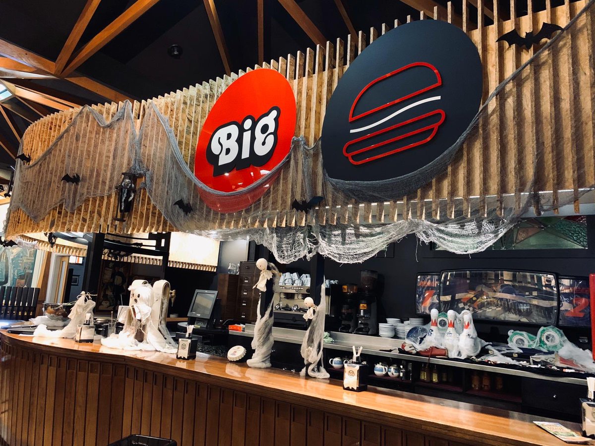 bigbolera's tweet photo. ¿Preparados para una noche de lo más terrorífica? 🎃 👻 
Nosotros lo tenemos todo preparado 🧙‍♀️ para que disfrutéis de una tarde/noche increíble!
¡Os esperamos! https://t.co/TtkpJsjv2N