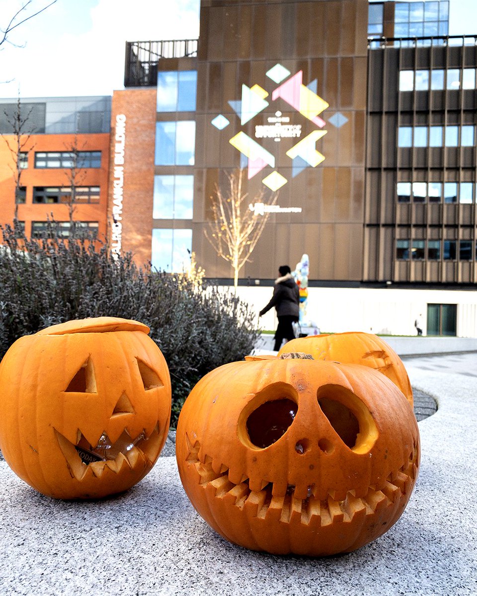wlv_uni's tweet image. Have a spook-tacular #Halloween all! 🦇🎃 Be careful out there.... 👀