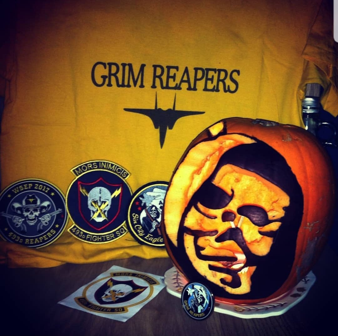 Last years #Halloween #Pumkin
Design. #48thFighterWing #493dSquadron #GrimReapers @48FighterWing #493dFS