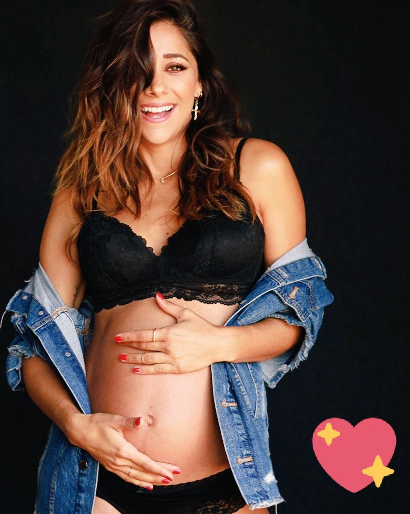 mariamhernancfo's tweet photo. ¡Qué bonito ver como crece ese barriga! Muy feliz por ti, Mariam🤰 28 semanas! En nada ya está aquí😍 Estás preciosa @Mariam_Hernan ❤️ https://t.co/WKQ8hoFy83