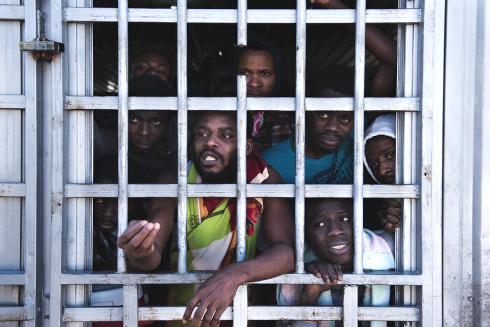 Il Ministro Di Maio, ha dichiarato di voler rinnovare gli accordi tra Italia e Libia. L'anima del nuovo umanesimo del Governo della discontinuità non può risiedere in un Memorandum disumano. Abbiate il coraggio di fermare questo obbrobrio. #StopAccordiConLaLibia