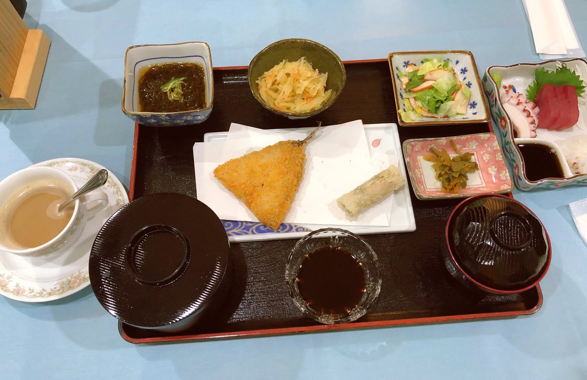 今日の海と夕食は、古座間味ビーチが素晴らしいです! https://t.co/hPd6tFr9I4