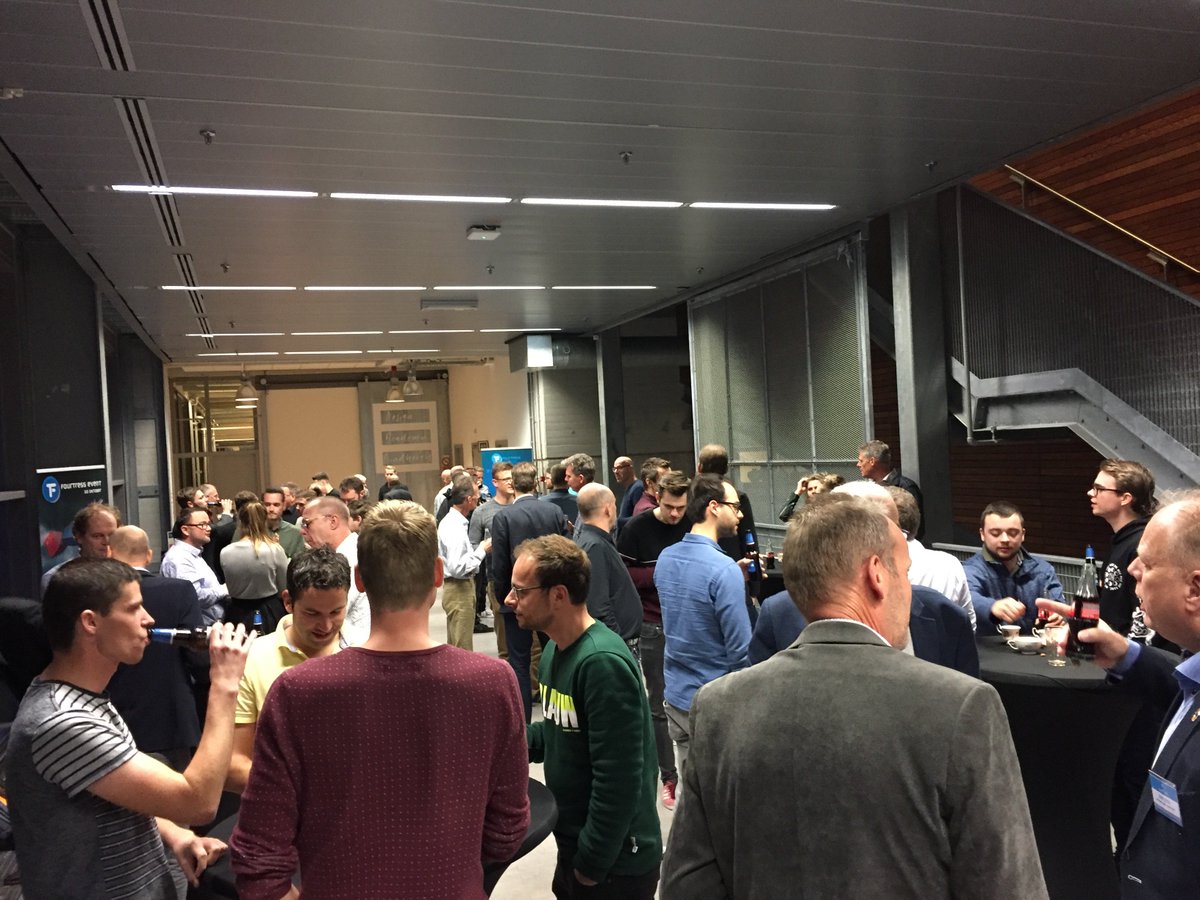 Sprekers Ben van der Burg <a href="/ikbenechtben/">ben van der burg</a> en <a href="/neuroconomist/">Wouter van den Berg</a> Wouter van den Berg hebben ons weer goed aan het denken gezet gisteravond! Wederom een erg geslaagd Fourtress Event. Over de economische bedreigingen en kansen. Wat dit doet met ons als individu en ons brein.