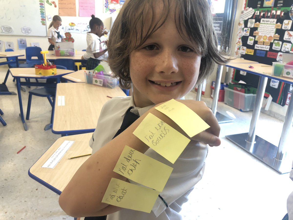 JPS_French's tweet photo. The children in Year 3 LOVED  stealing each others’ sentences
 this week! Excellent listening and pronunciation practice - what a great game from Dr Gianfranco Conti! #patternstoproficiency #JPSfrench #JPSyear3 https://t.co/0pZoFkQ6Ct