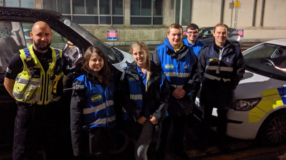 MikeUniSIO's tweet photo. This top team had a busy night on the #SafetyBus & #StreetScheme yesterday!
Giving up their time for Free our @SWPVolunteers spend huge amounts of time working to help others!
They go out Wednesday, Friday & Saturday with;
🔹First Aid
🔹Water
🔹Mobile 📱🔋
@commissionersw https://t.co/HHoY1o8bEh