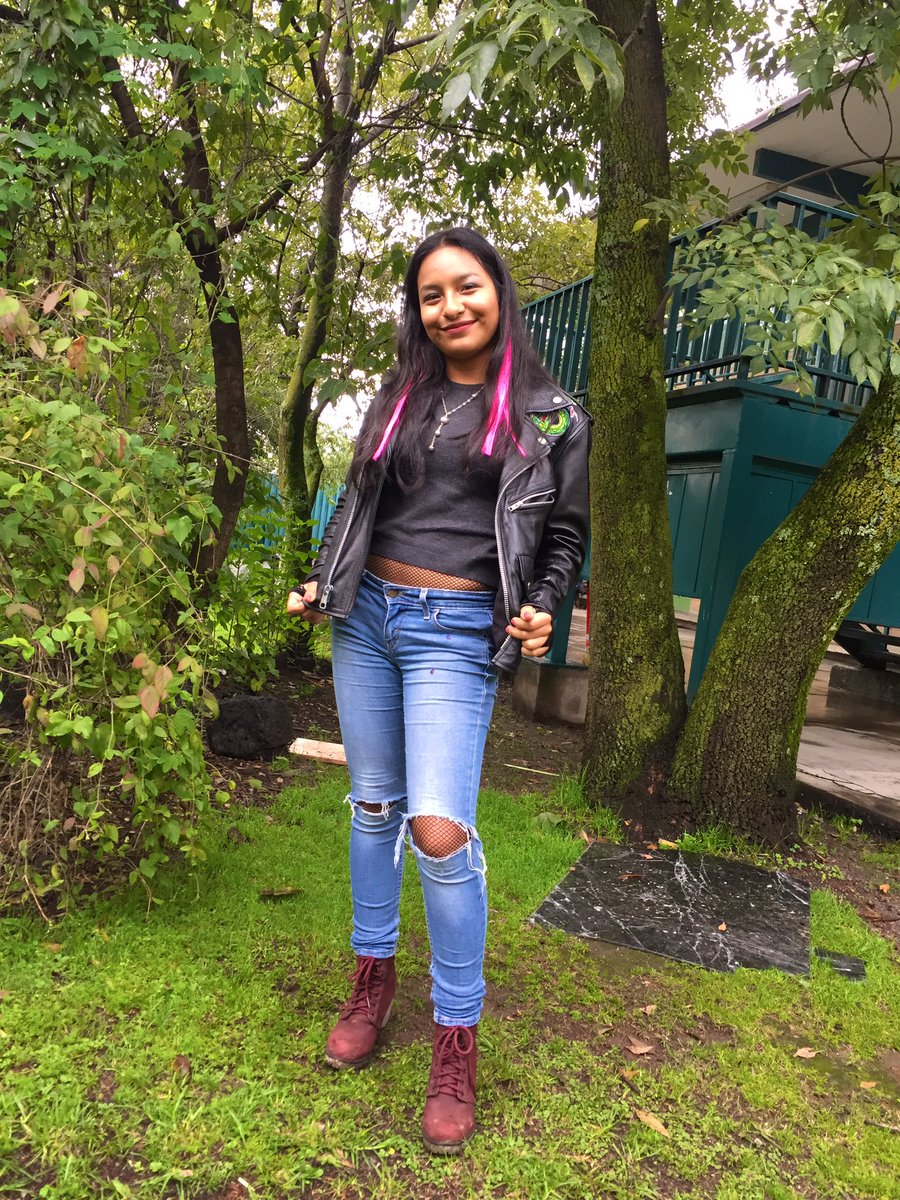 Im_itzyR's tweet photo. #Riverdale #archiehalloween #archiecomics @ArchieComics @CW_Riverdale #southsideserpents @VanessaMorgan @colesprouse @lilireinhart @kj_apa @gangster_7u7 @coleshearteyes https://t.co/IuCmrlXaEv