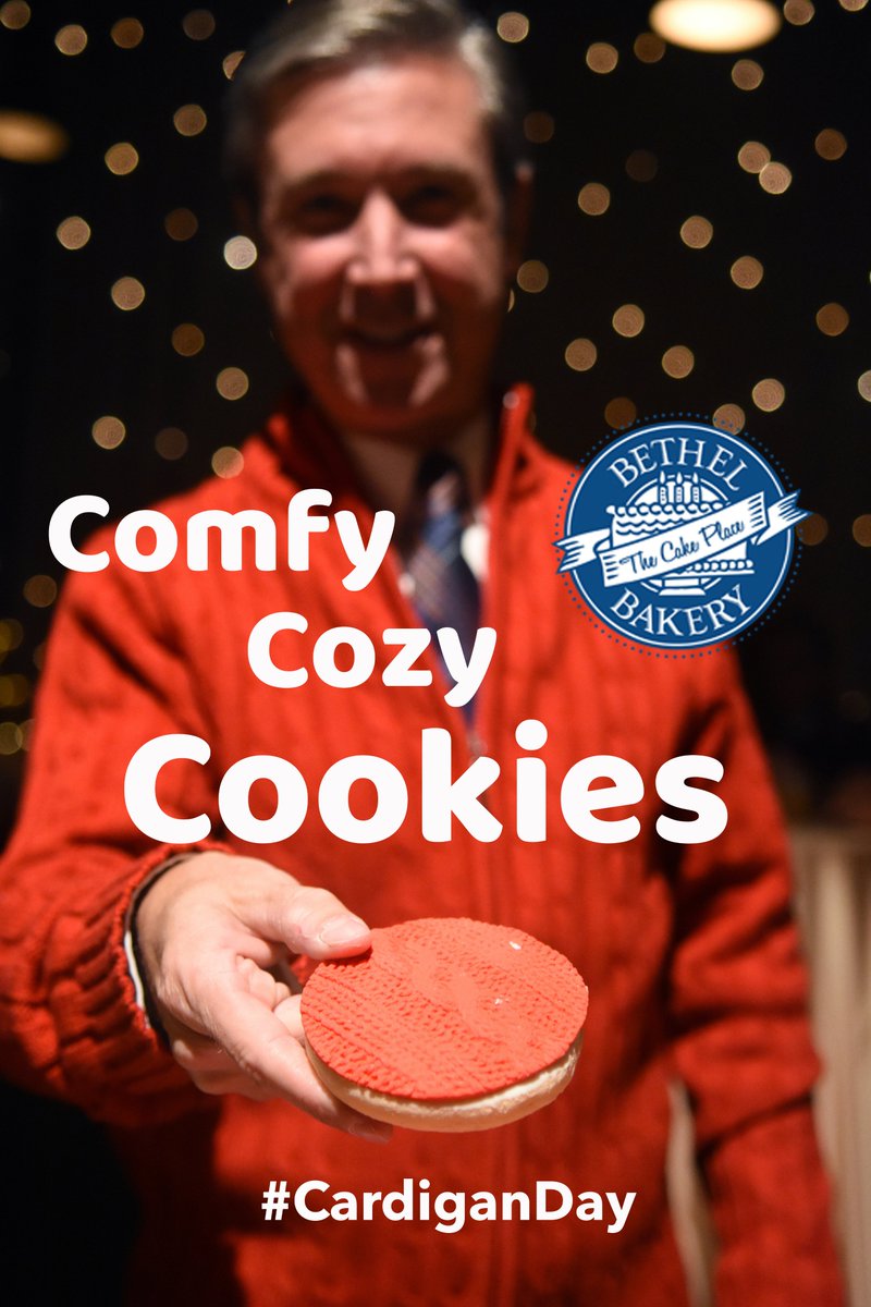 Nothing goes better with a cardigan than a cookie in the form of a red sweater! Thanks <a href="/BethelBakery/">Bethel Bakery</a>! Available on #CardiganDay (Nov. 13) only! MORE-> facebook.com/events/7412087… ❤️143❤️