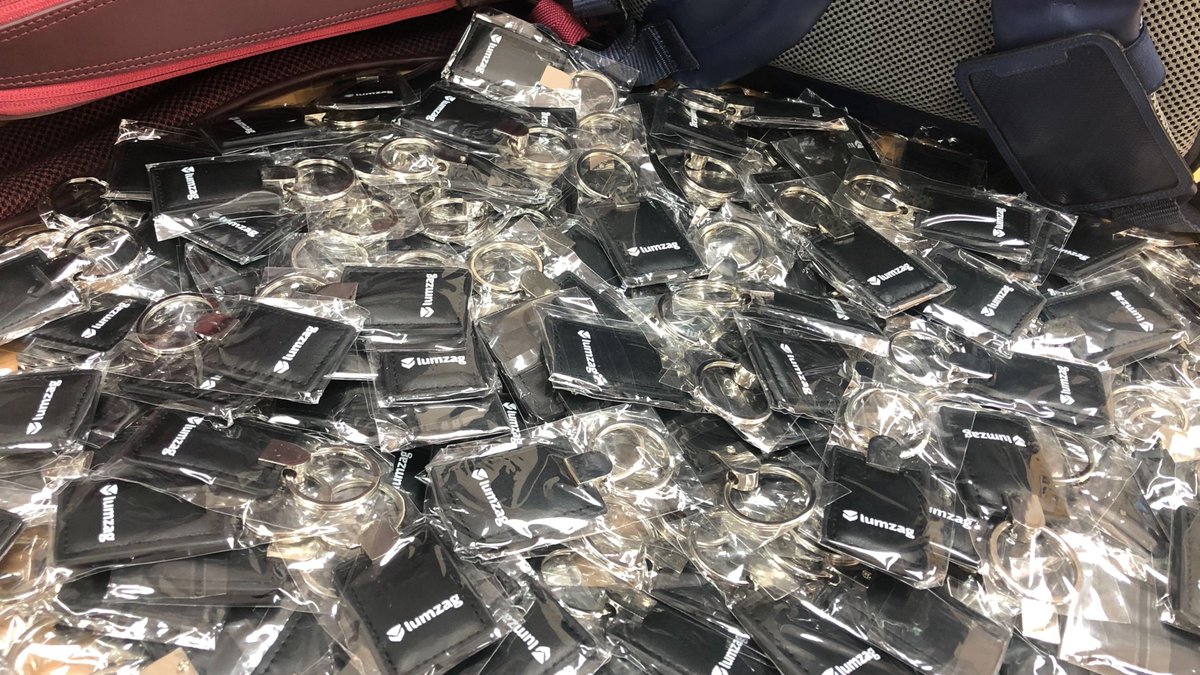 This is Lumzag Smart Key Holder. Thanks to this little guy Lumzag owners will never lose their keys. There is a chip that is placed inside that connects to your bag and notifies you when your keys are missing. All our backers will get it for free!😊