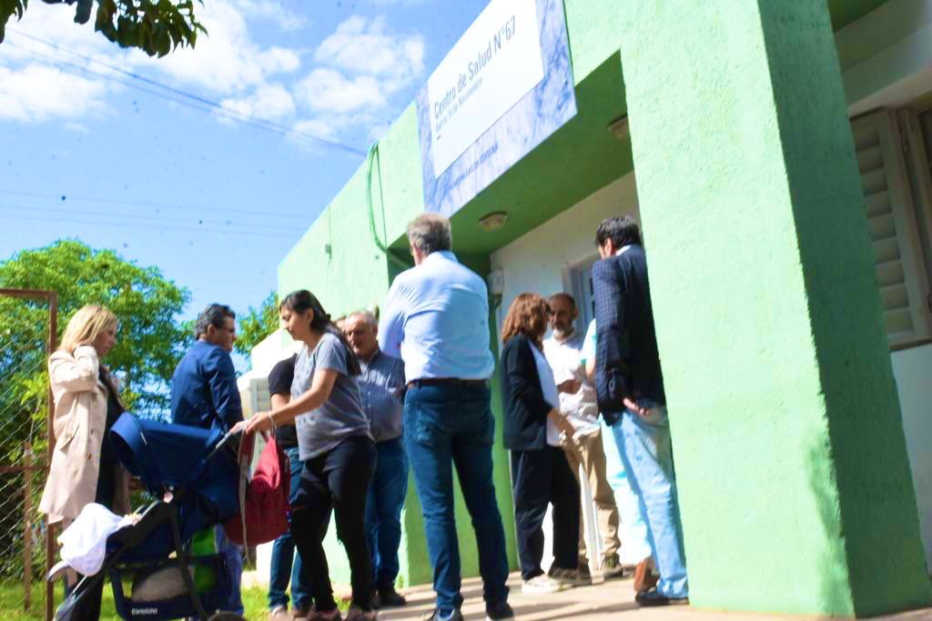 ramonjmestre's tweet photo. El Centro de Salud de barrio 16 de Noviembre ya tiene 🦷consultorio odontológico!! Además, construimos un SUM para capacitaciones. 👨🏻‍⚕️👩‍⚕️ 
Ya son 96 los centros que tienen atención odontológica; solo quedan 2 para cumplir la meta del 100%. https://t.co/OBXiyOUnvc