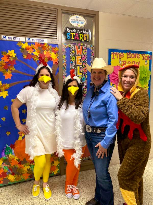MrsFasula's tweet photo. Happy Halloween from second grade!! #wearemadisonblue https://t.co/wQmwYn2OQI