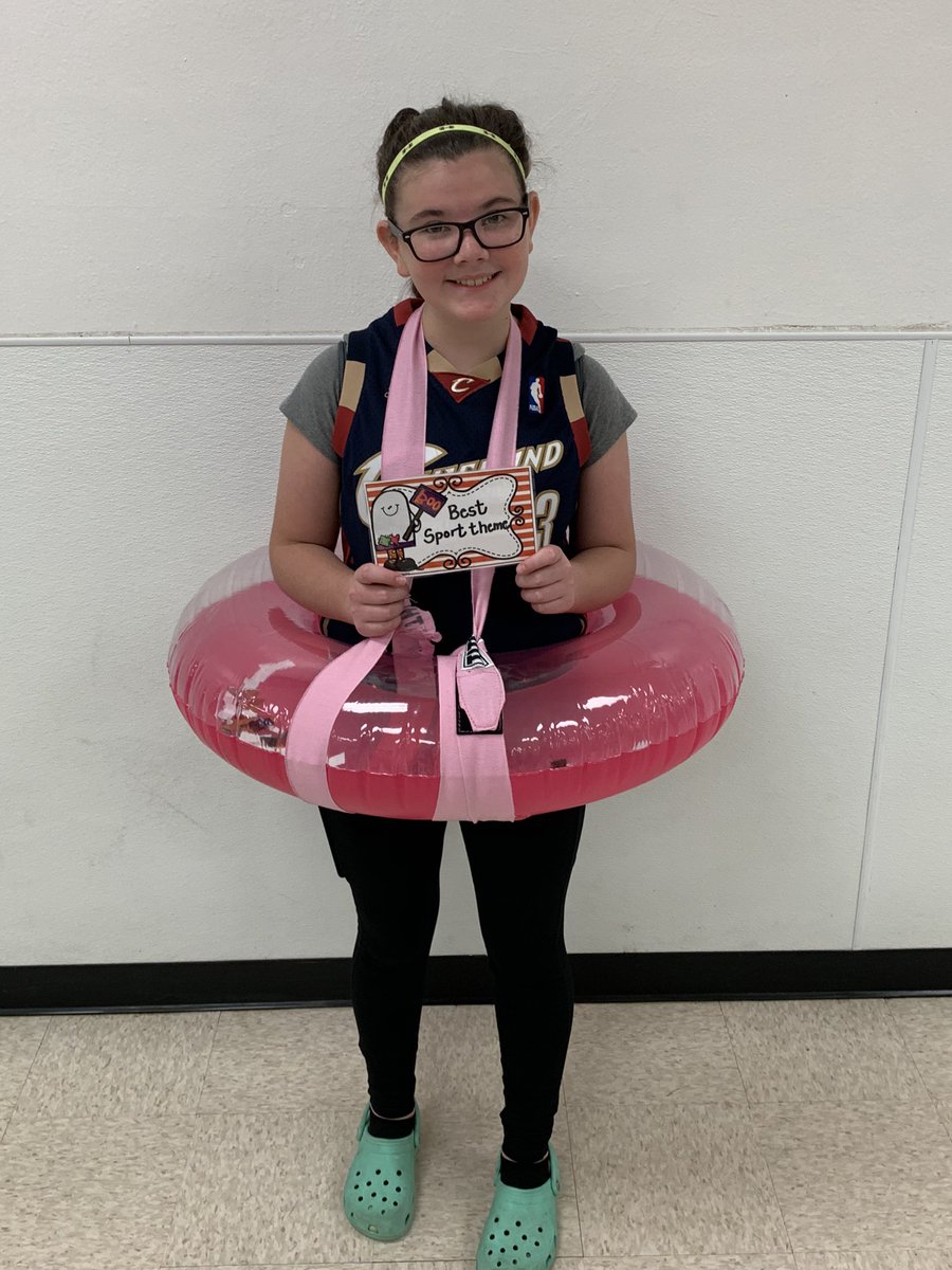Shore Costume Contest 2019! Best Group, Most Creative and Best Sport Theme. <a href="/ShoreMSPTSA/">Shore Middle PTSA</a> <a href="/PrincipalSears/">Michael Sears</a> @BobbiIngraham <a href="/HPEMcKinney/">Mrs McKinney</a> <a href="/ShoreRocks/">Shore Rocks!</a> #onceacard