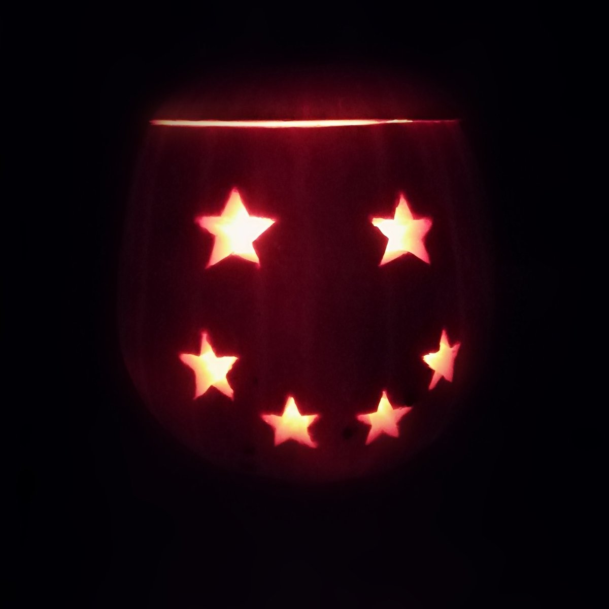 BraveProjectEU's tweet photo. #HappyHalloween from #BRaVEProjectEU at @RobSchuCentre @EuropeanUni.
Have a grEUsome evening ๐ป๐ https://t.co/2Lef1xSCMi