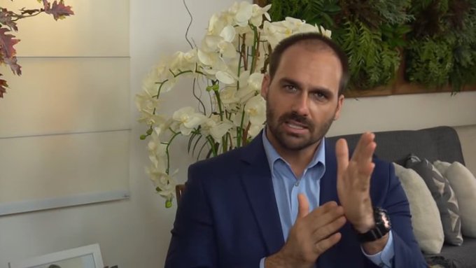 Mídia de cabeçalho