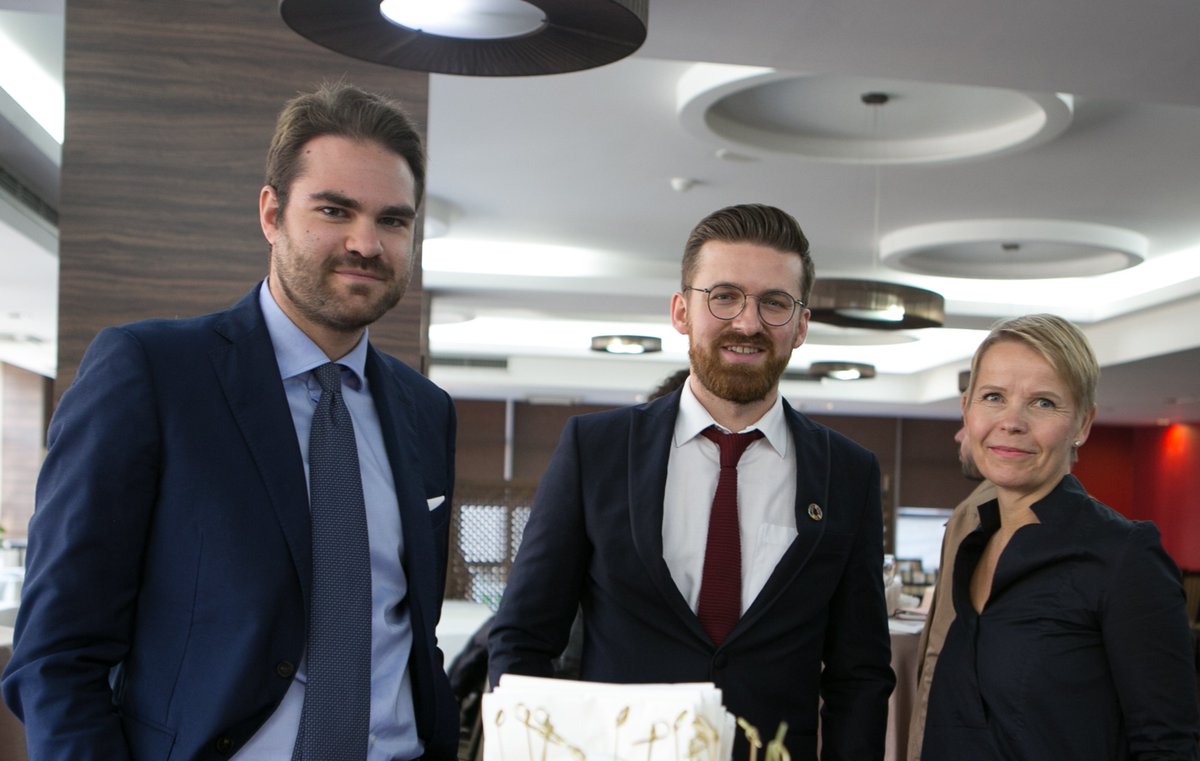 UNDP_Kosovo's tweet photo. SAEK II continues with the useful tools of #Corruption Risk Assessments towards strengthening institutional integrity. The latest CRA for the Chamber of Notaries will assist the efforts to enhance #transparency & #accountability of institutions. Report: https://t.co/IKr9KGQ576 https://t.co/8BZhyBuIt9