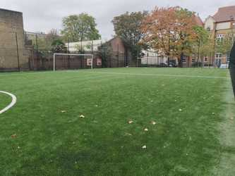 ArkWalworthSLS's tweet photo. Check out our brand new 3G 5ASIDE Football pitch available for hire!

Ark Walworth Academy in the Borough of Southwark, SE1!

For more information on our brand new 3G Football pitch, please visit:

https://t.co/R2kPSIJnye

#3G #Football #5ASIDE #Walworth #SLS https://t.co/M97rk4gWX6