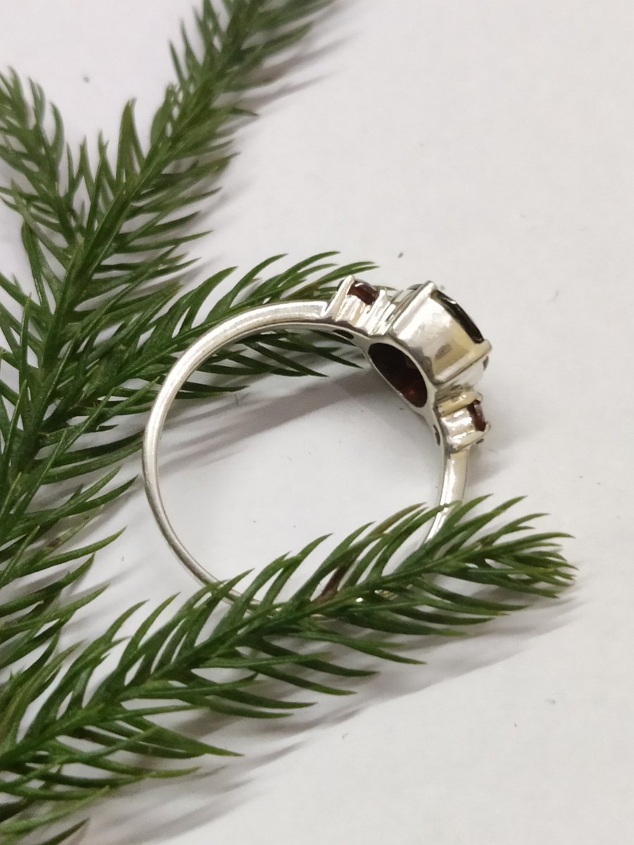 gemstonejewelr3's tweet photo. Garnet Ring In Sterling Silver
Friendship Gift Ring
And Birthday Gift Ring
๐https://t.co/o4Dbpp7zes
#GarnetRing #SterlingSilver #JanuaryBirthday #HandmadeRing #StatementRing #VintageRing #RedStoneRing #RoundStoneRing #AnniversaryGift #BohemianRing #UniqueRing #BirhtdayGift https://t.co/ac12vEvVQ3