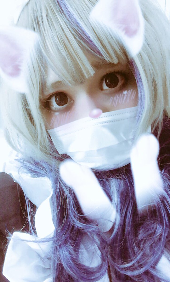 今日はハロウィンなんですが仮装する予定はないので過去に仮装 した写真を何枚か すたんちゃん Cleenoahのイラスト