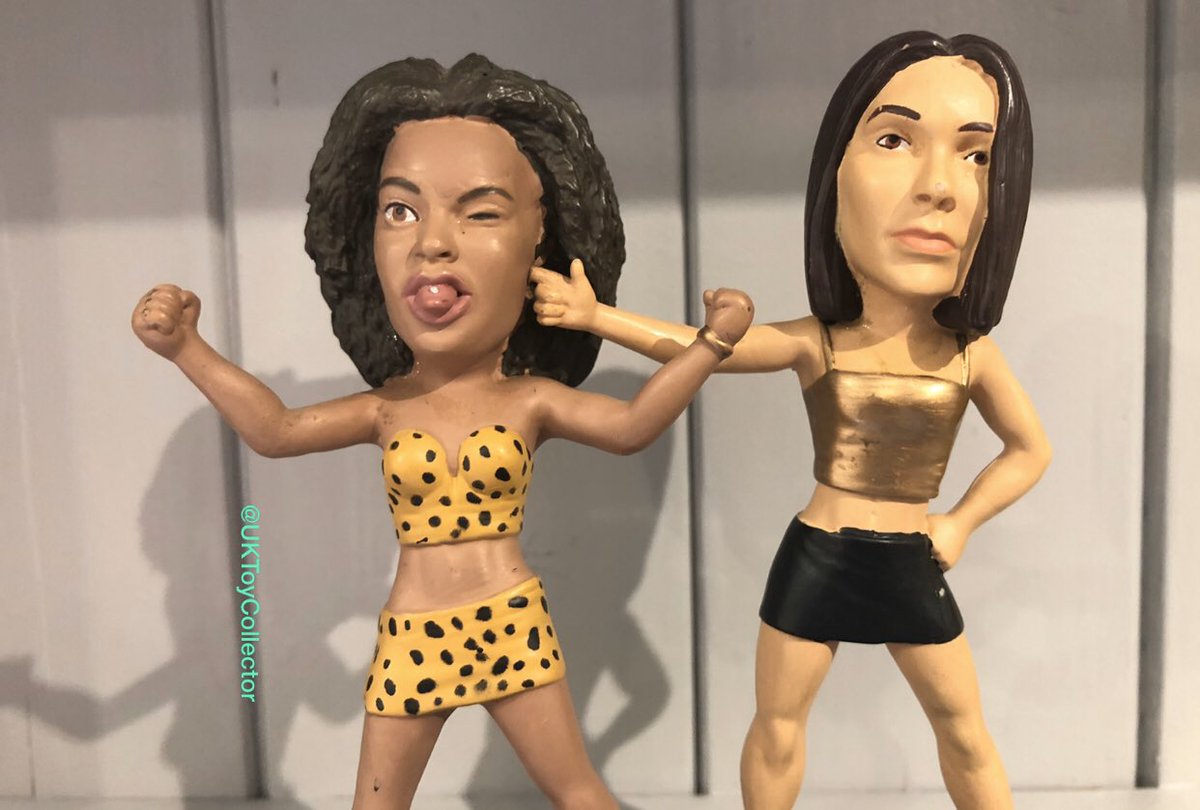 UKToyCollector's tweet photo. 🤔 Hi Keith! It’d be great if you could reunite #MelB & #VickyB on the show & recreate this magical moment... VickyB giving MelB a #WetWilly
The new series of @CelebJuice with @LemonTwittor @HollyWills & @OfficialMelB continues on @ITV2
TONIGHT at 10pm
🎃#HALLOWEEN SPECIAL👻 https://t.co/iSmM146NSD