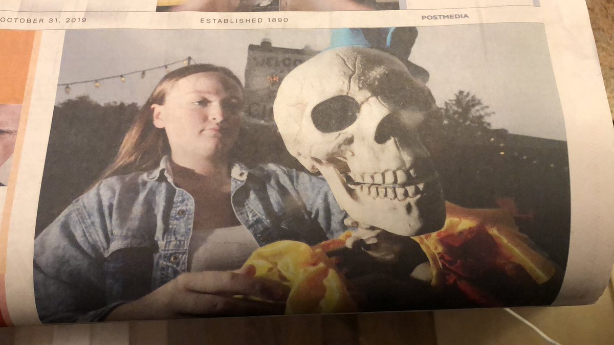 This Condor family is always ready for Halloween!!