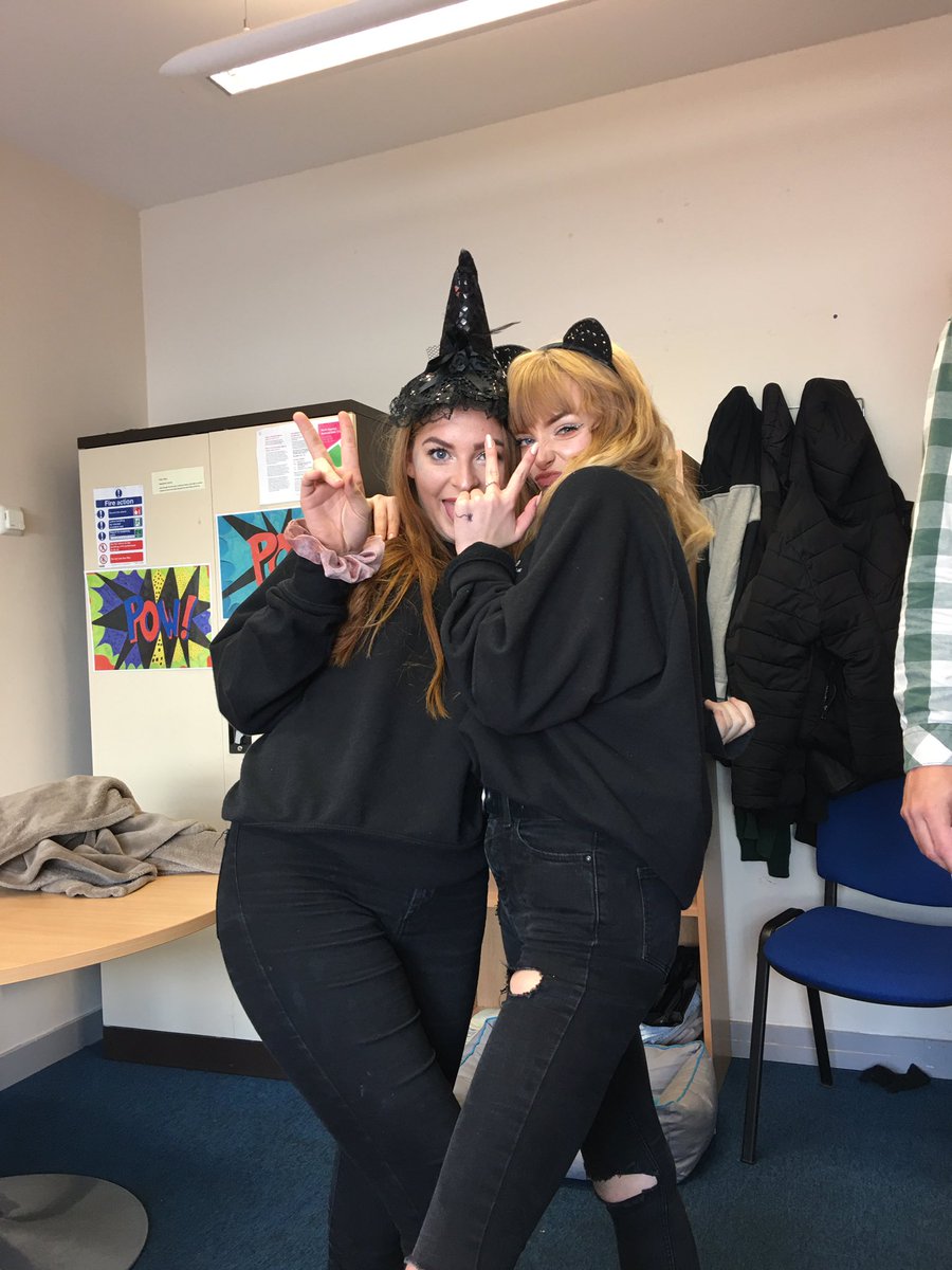 RestormelAPA's tweet photo. Spooky happenings at Restormel today! #celebratingtogether #wavefamily #halloween #APfun https://t.co/AoFSkXCwNE