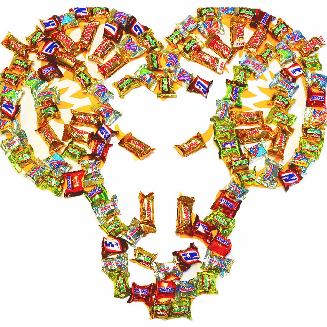 WCUofPA's tweet image. Being a Golden Ram is a treat, no tricks 🍬🎃👻🐏 #HappyHalloween #RamPride #GoldenRams