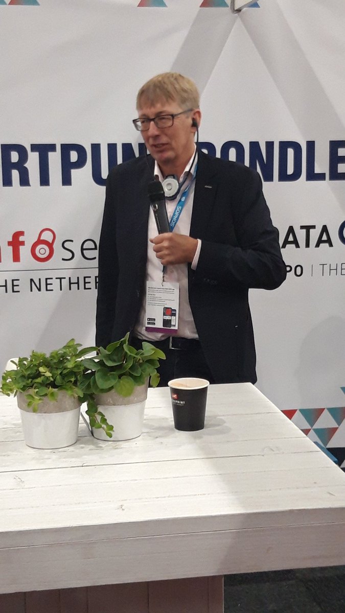 Chreetz's tweet photo. Op #Infosecuritynl en op zoek naar IAM info? Laat je rondleiden door @meneer van #nixu https://t.co/Wn0tLjRFWg