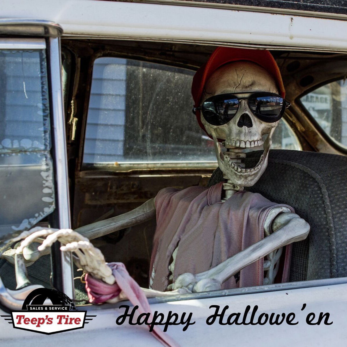TeepsTire's tweet photo. Happy Hallowe'en!  Be safe out there and watch out for all the kids tonight.  Happy trick or treating!  #Halloween  #teepstire #orangeville #tires #DufferinCounty #OrangevilleBusiness #headwaters https://t.co/i74wqL1Og6