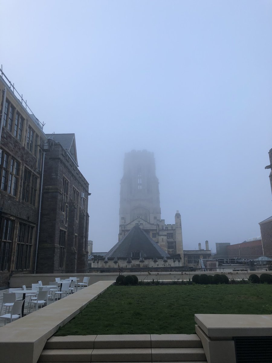 BristolUniMaths's tweet photo. Happy Halloween! Here’s a spooky pic of our view from the #FryBuilding courtyard, looking out onto Wills in the mist 🦇🎃👻 https://t.co/BFaRCXgWI6
