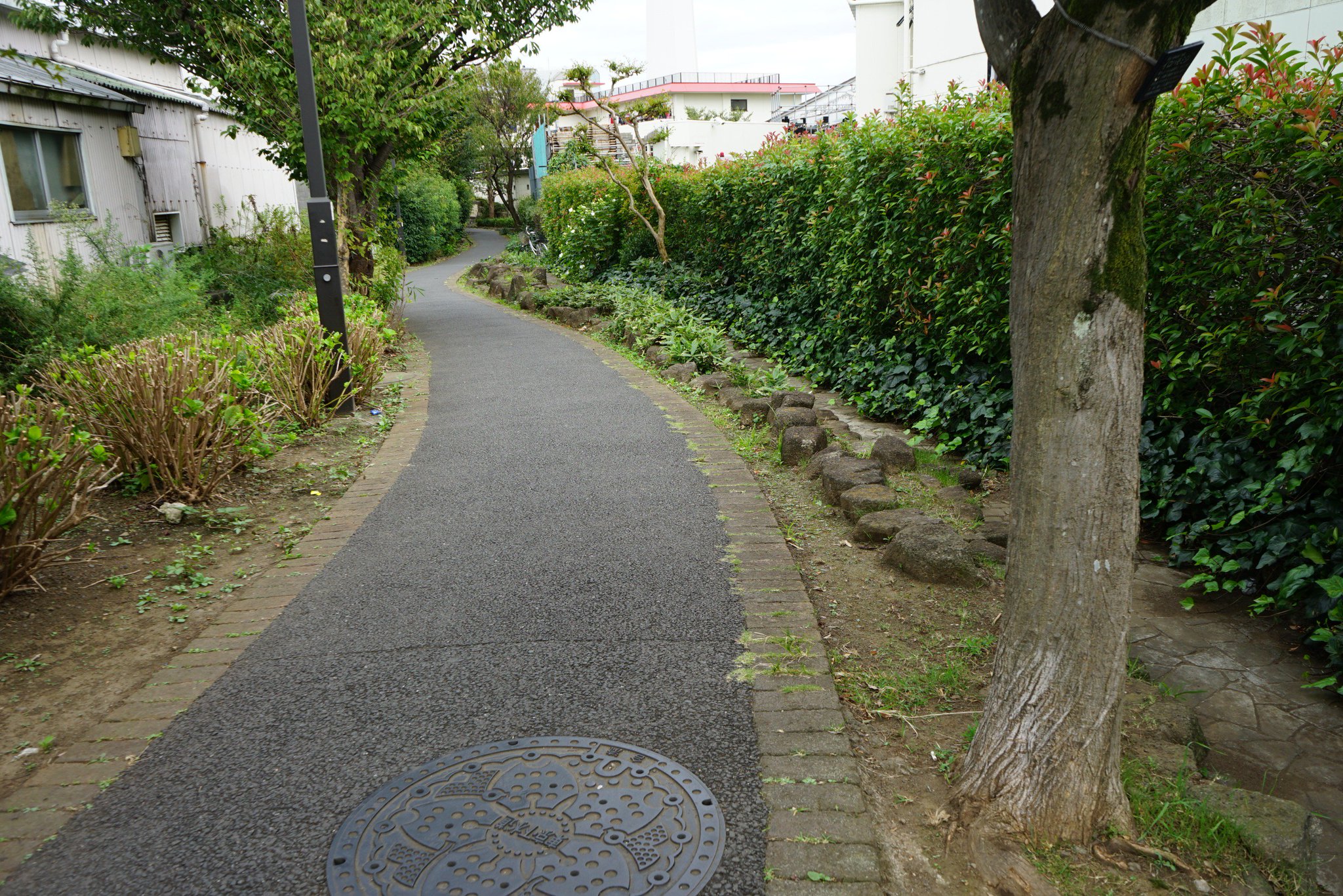 産鉄族 on Twitter