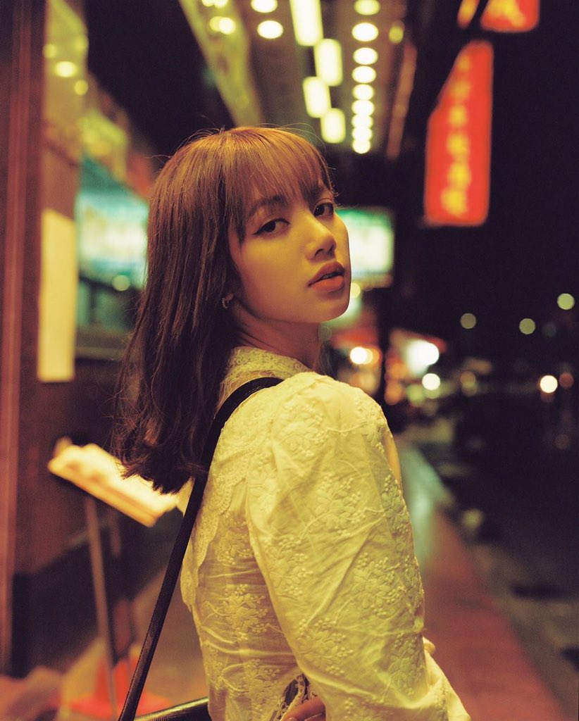 lalisa27forever's tweet image. ถ่ายรูปที่เยาวราชยังไงให้ดูเหมือนต่างประเทศ