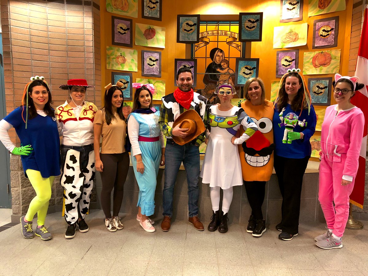 SMD_YCDSB's tweet photo. A Toy Story Halloween @SMD_YCDSB! @abfalconi @AArcadi_SO @drmazzotta333 @iafrate_j https://t.co/cDQL1kCRMD
