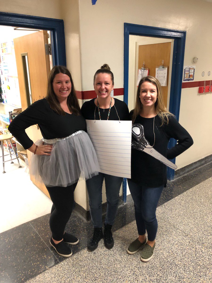 MrsPatete's tweet photo. Happy Halloween #rockpaperscissors @mrspullen_55 https://t.co/BrqIiEXes1
