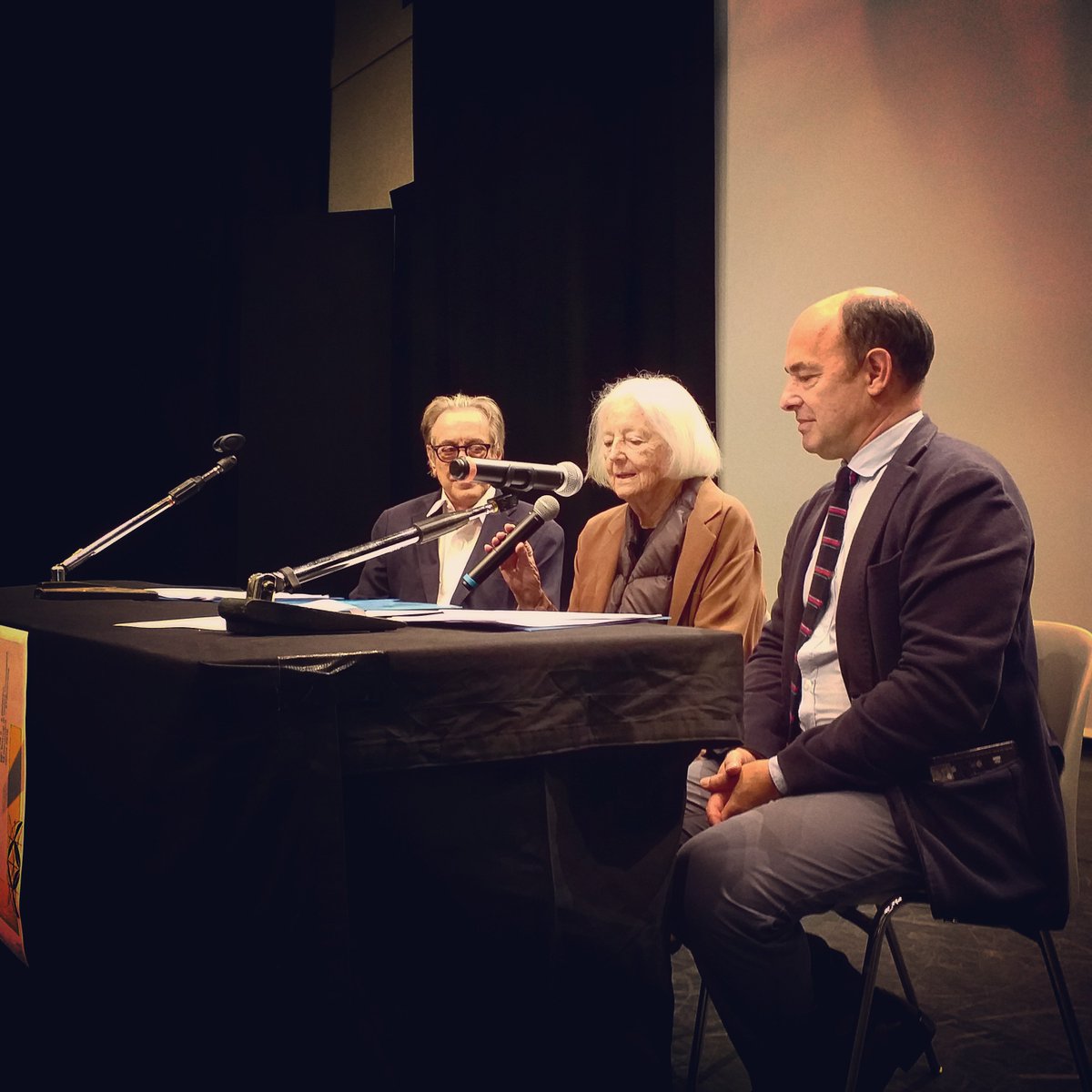 retesoletv's tweet photo. Parte il 13 novembre la 56^ edizione di @nuovaconsonanz. Nel Tg Lazio delle 19.40 maggiori dettagli riguardo il programma preparato dagli organizzatori.
@culturaaroma @Roma @Palladium_Roma @TeatriinComune @UnivRoma3 @LilloeGreg #NuovaConsonanza #festival #cultura https://t.co/hCFhtzTWiT