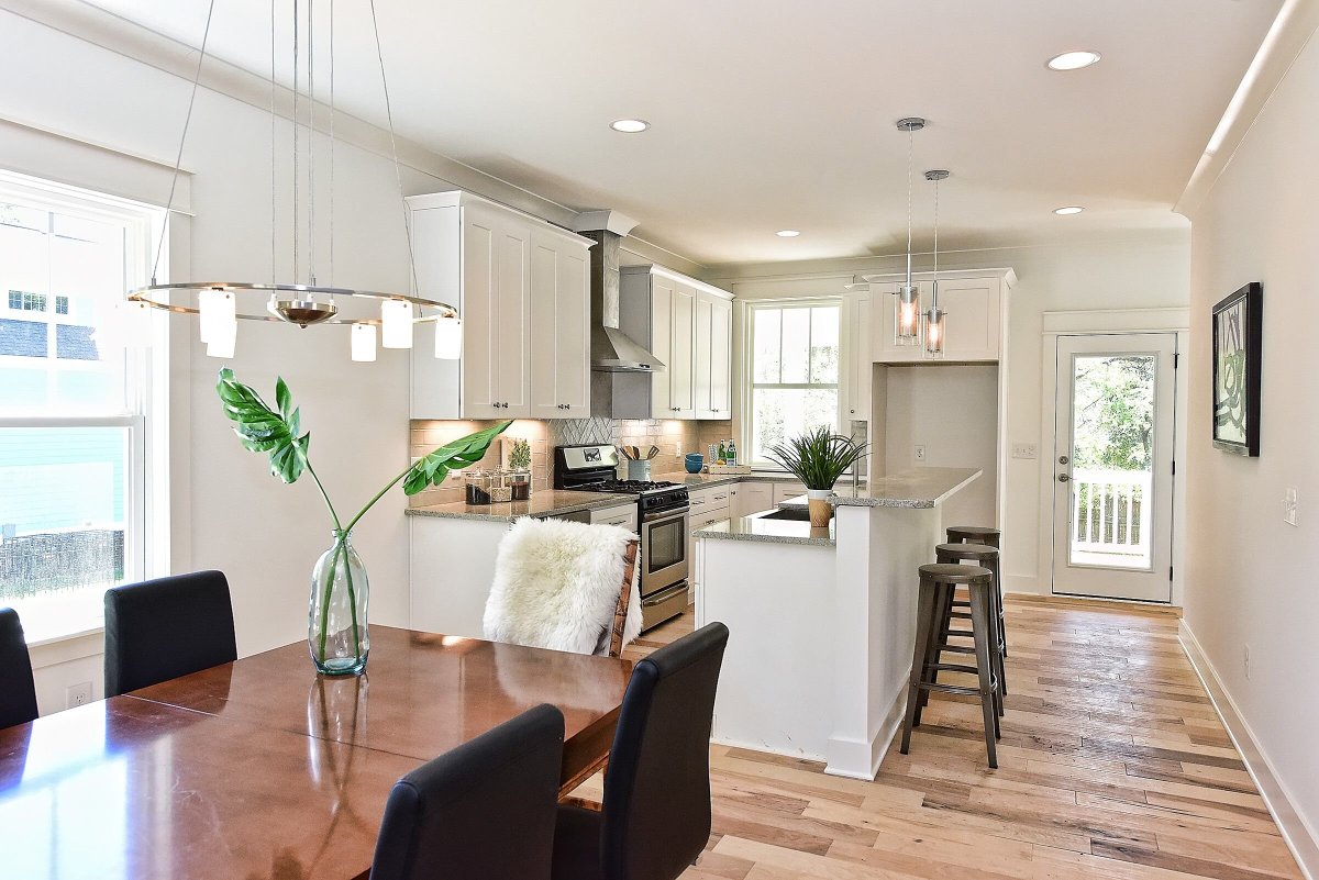 MyVerdeHomes's tweet image. What&apos;s spoooook-ier than an energy IN-efficient home? Do the monster mash and #gogreen with Verde Homes. All of our homes are made with a HERS Index (Home Efficiently Rating Score). #HERSIndex #energyefficient #home