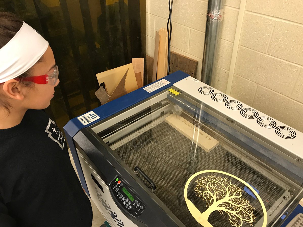 ZellersTechEd's tweet photo. Laser engraving!
#custom
#advancedtech https://t.co/hycJGH2eIs