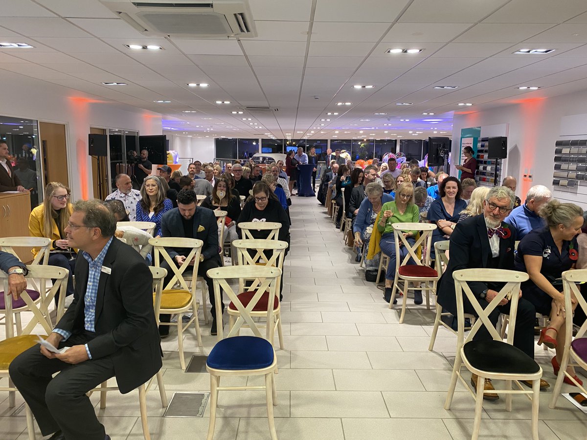 We'd like to say a bigTHANK YOU to the team at <a href="/MotorlineVW/">Motorline Volkswagen (INACTIVE ACCOUNT)</a> Gatwick for hosting our HeART Auction last night! We raised more than £50,000 during the evening for <a href="/StCHospice/">St Catherine's Hospice</a> - read more on our blog: stch.org.uk/news-blog/hear… #ThankyouThursday #hearttrailuk #hospicecare