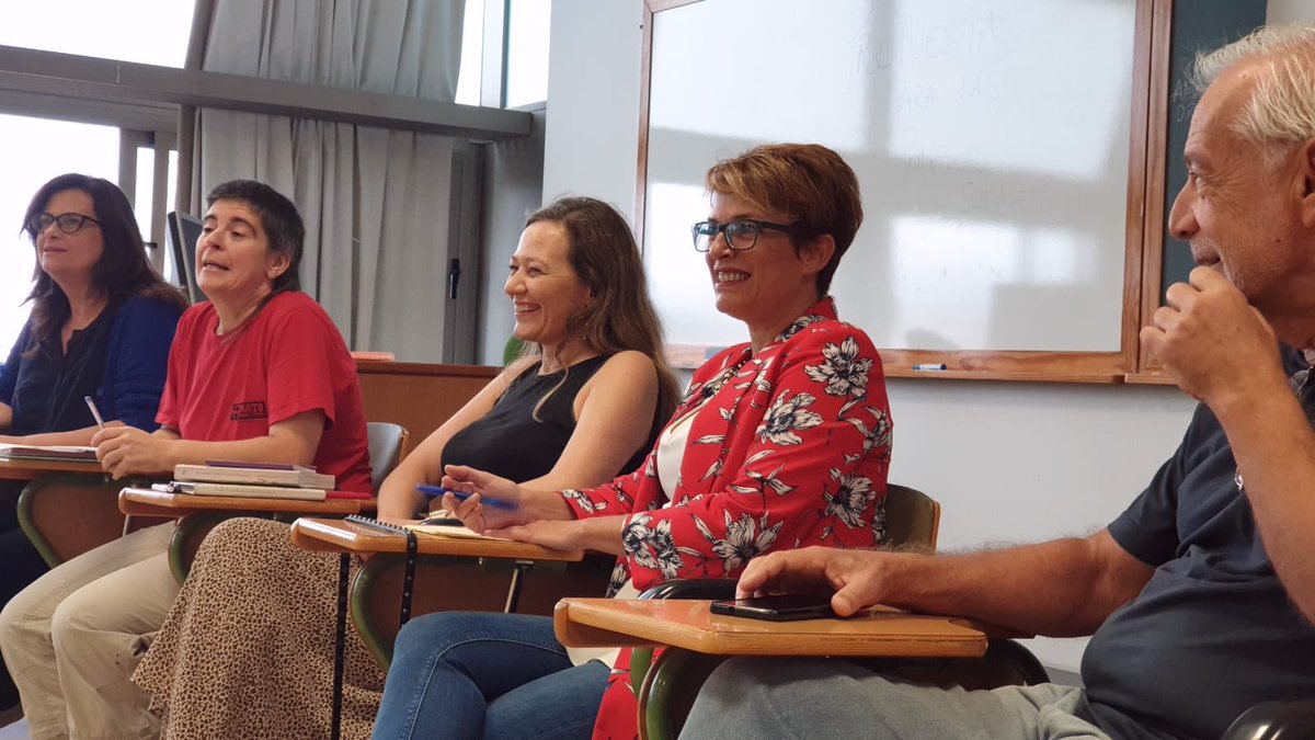 Fantástico debate organizado por Koldobi Velasco sobre políticas sociales con el alumnado de la <a href="/ULPGC/">ULPGC</a> de la asignatura Políticas Sociales en España y en Canarias. Fantásticas las aportaciones y preguntas que nos han hecho. Con ganas de repetir!!!! 👏🏼👏🏼👏🏼