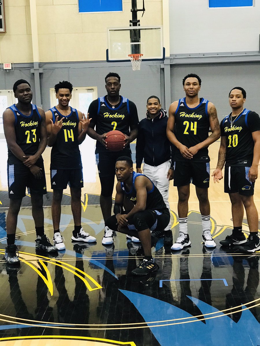 4tyree_'s tweet photo. The bandwagon’s full, but you can run behind it. #44🕊💚 #LONGLIVEIKE💚 https://t.co/q1fkHIWzXc