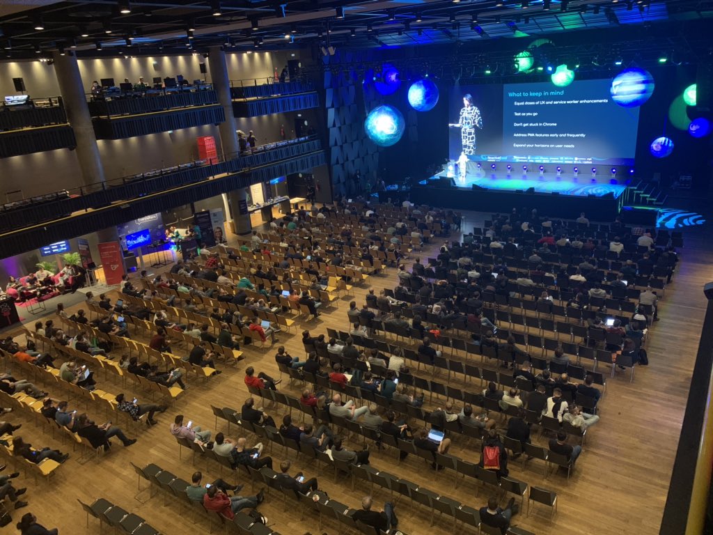 dabit3's tweet image. In depth talk on PWAs on the big stage  from @necolinehubner 🔥

@ReactiveConf #GoReactive