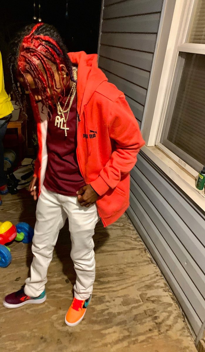 Derkdoe's tweet photo. You think you a Stud with that Strap in your hand?? Im a Stud without it 🤣💪 https://t.co/fUxJV1MaoQ