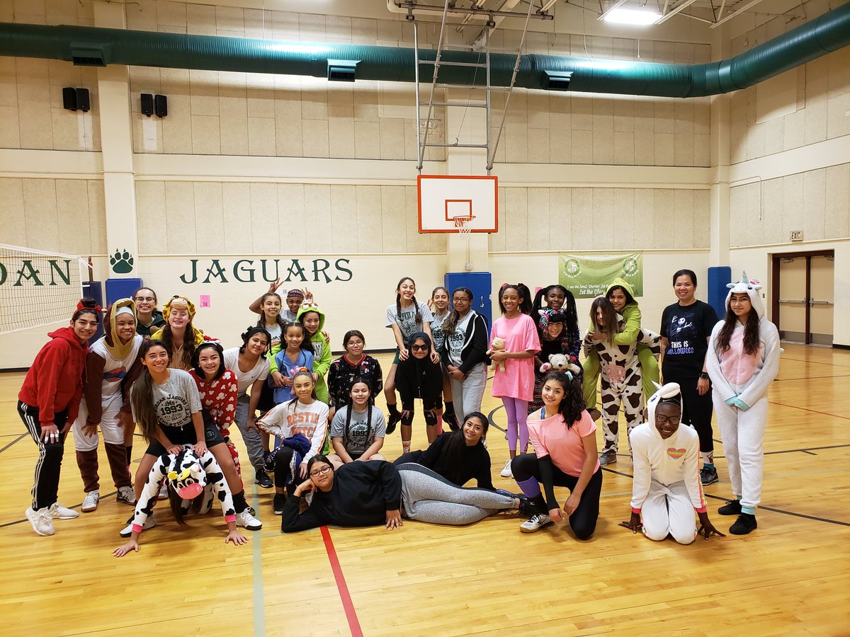 LadyJags1's tweet image. Costume practice! We've got an incredibly dedicated group of girls who practiced bright and early this Oct 31st.  @JordanNISD @MsHallScience #RomerosRegulators #jordanMSlegends