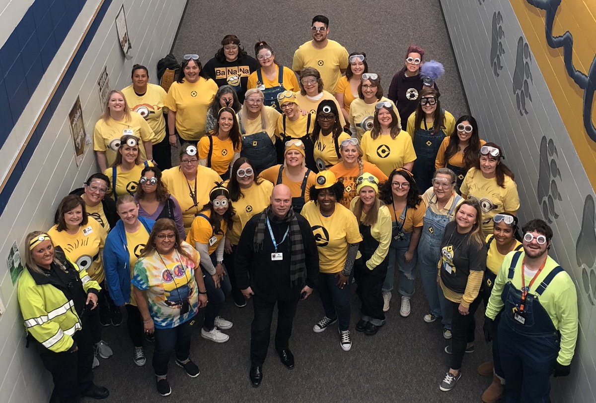 Gru and the Minions of <a href="/KlebKISD/">Kleb Intermediate</a>! We have the best principal and staff!!!#RedRibbonWeek2019 #KleinFamily <a href="/professorhuggs/">Clay Huggins</a>