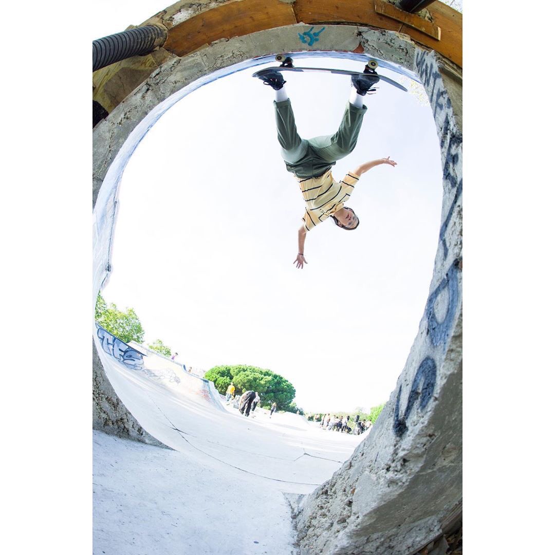 rianneskate 👌 
📸: duddle_it 
#barcelonaskateboarding #keepittoxic #supertoxicurethane