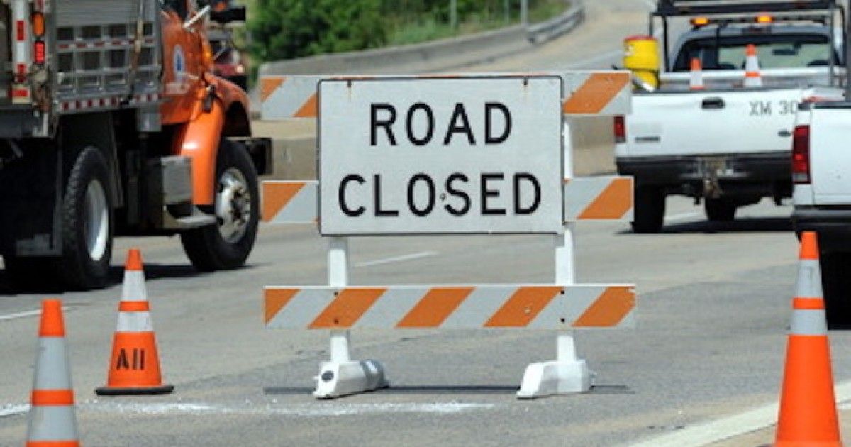 Whiting_Law's tweet photo. With left turns prohibited on NB and SB Southfield Rd onto 10 mile this fall, find out alternative routes on the free press here https://t.co/5jyuA28HLY https://t.co/KlWjvcjktZ